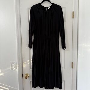 H&M Women’s Black Long Sleeve Midi Dress Pearl Sleeves size XL